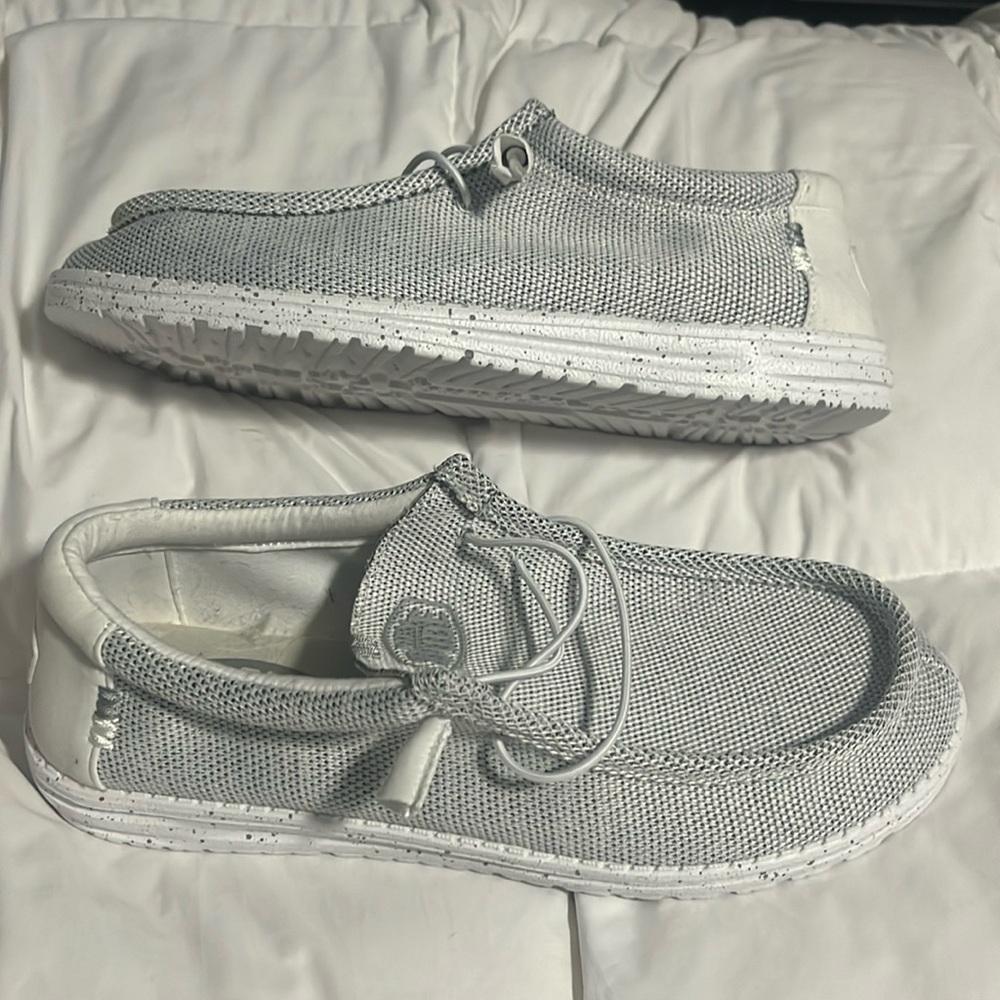hey dude size 12